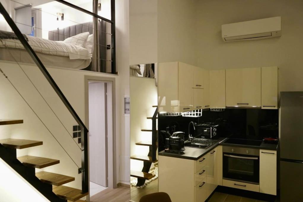 Cosy Loft Apartment Patras Exterior photo